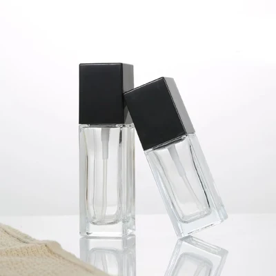 Embalagem cosmética de loção 30ml Frasco de vidro fosco de fundação quadrada com bomba PP