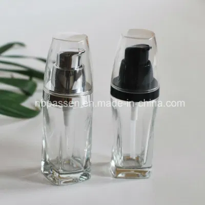 Frasco de vidro transparente de 30ml com bomba de loção para cosméticos (PPC